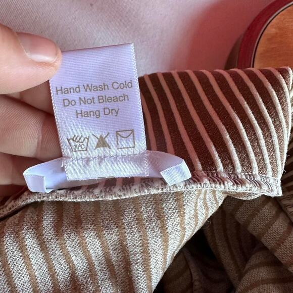 Womens Top Size XL Tan Long Sleeve Minimalist Collar Structured Business Casual - Picture 8 of 8